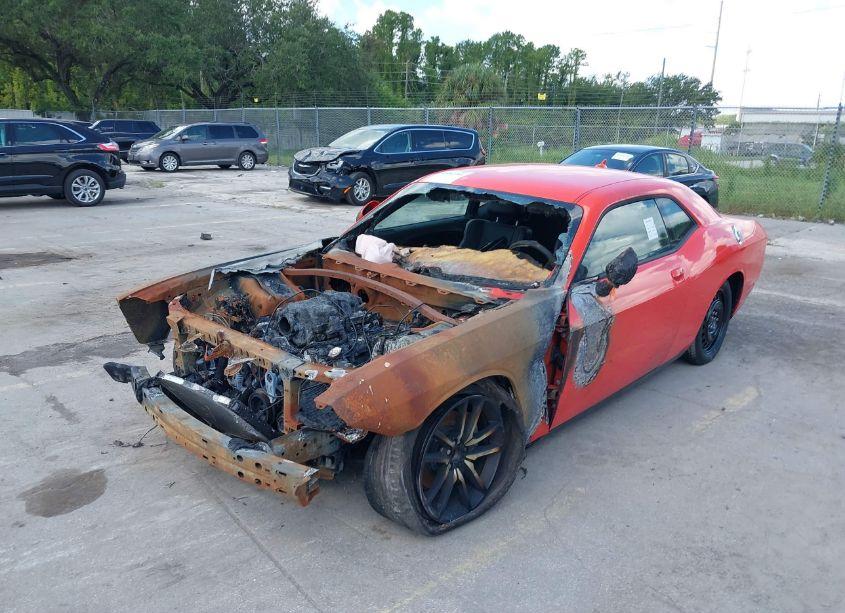 Photo 2 of 2022 Dodge Challenger R/T (VIN 2C3CDZBTXNH230875)