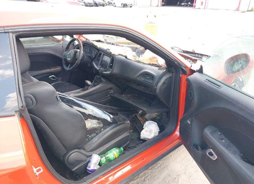 Photo 5 of 2022 Dodge Challenger R/T (VIN 2C3CDZBTXNH230875)