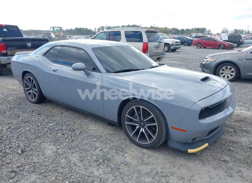 2022 Dodge Challenger R/T (VIN 2C3CDZBTXNH233937) main photo