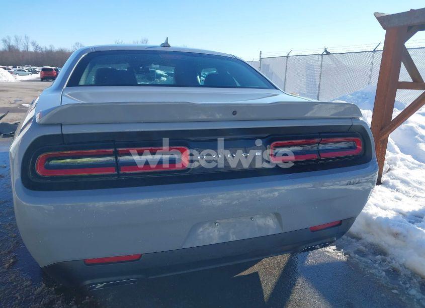 Photo 17 of 2022 Dodge Challenger R/T (VIN 2C3CDZBTXNH234232)