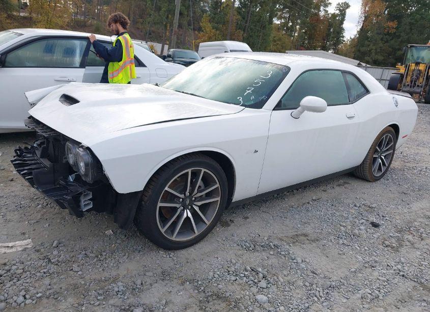 Photo 2 of 2023 Dodge Challenger R/T (VIN 2C3CDZBTXPH543573)