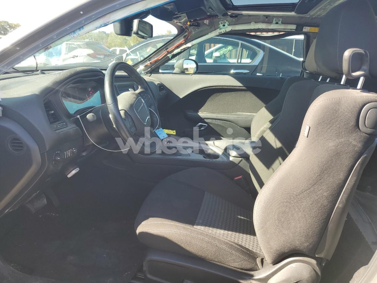 Photo 7 of 2023 DODGE CHALLENGER R/T (VIN 2C3CDZBTXPH669397)