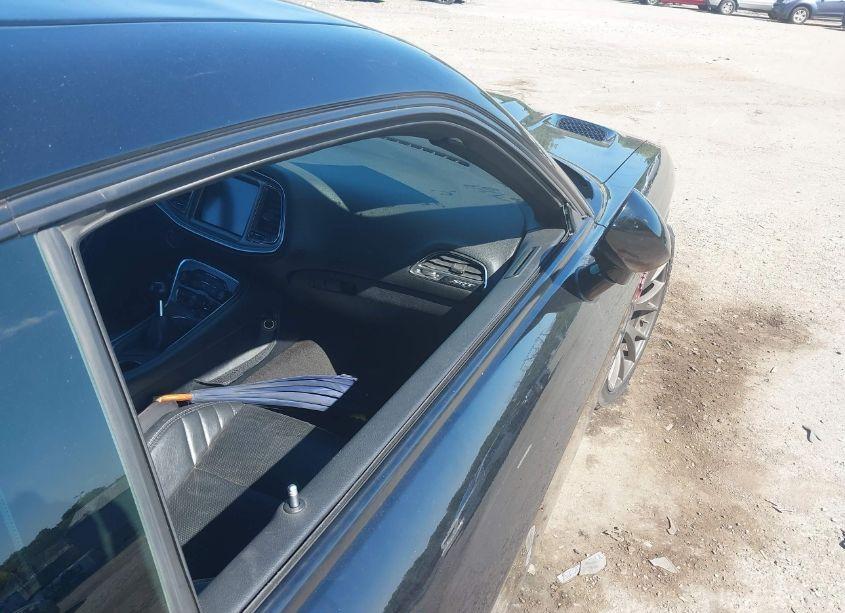 Photo 18 of 2015 Dodge Challenger (VIN 2C3CDZC90FH905556)