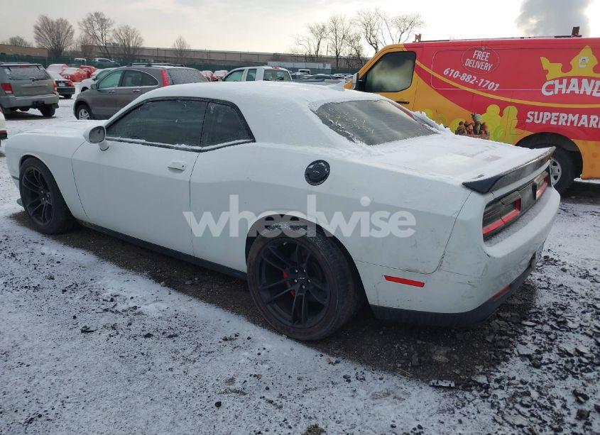 Photo 3 of 2016 Dodge Challenger SRT HELLCAT (VIN 2C3CDZC92GH152954)