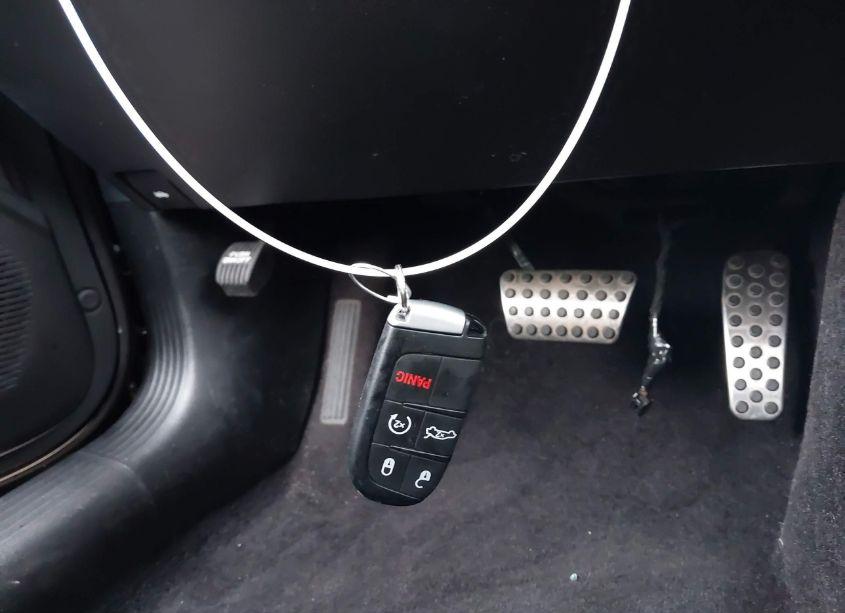 Photo 11 of 2016 Dodge Challenger (VIN 2C3CDZC92GH322827)