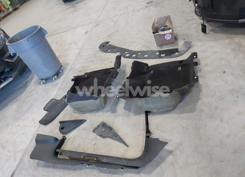 Photo 12 of 2016 Dodge Challenger SRT HELLCAT (VIN 2C3CDZC96GH244889)