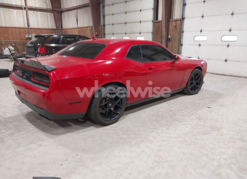 Photo 4 of 2016 Dodge Challenger SRT HELLCAT (VIN 2C3CDZC96GH244889)