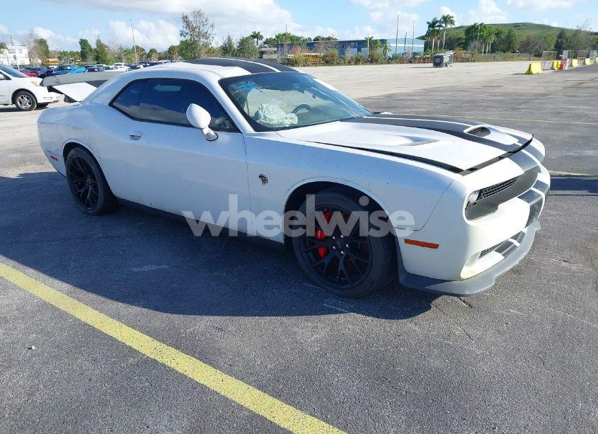 2016 Dodge Challenger (VIN 2C3CDZC98GH231707) main photo