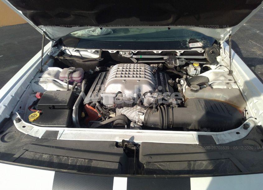 Photo 10 of 2016 Dodge Challenger (VIN 2C3CDZC98GH231707)