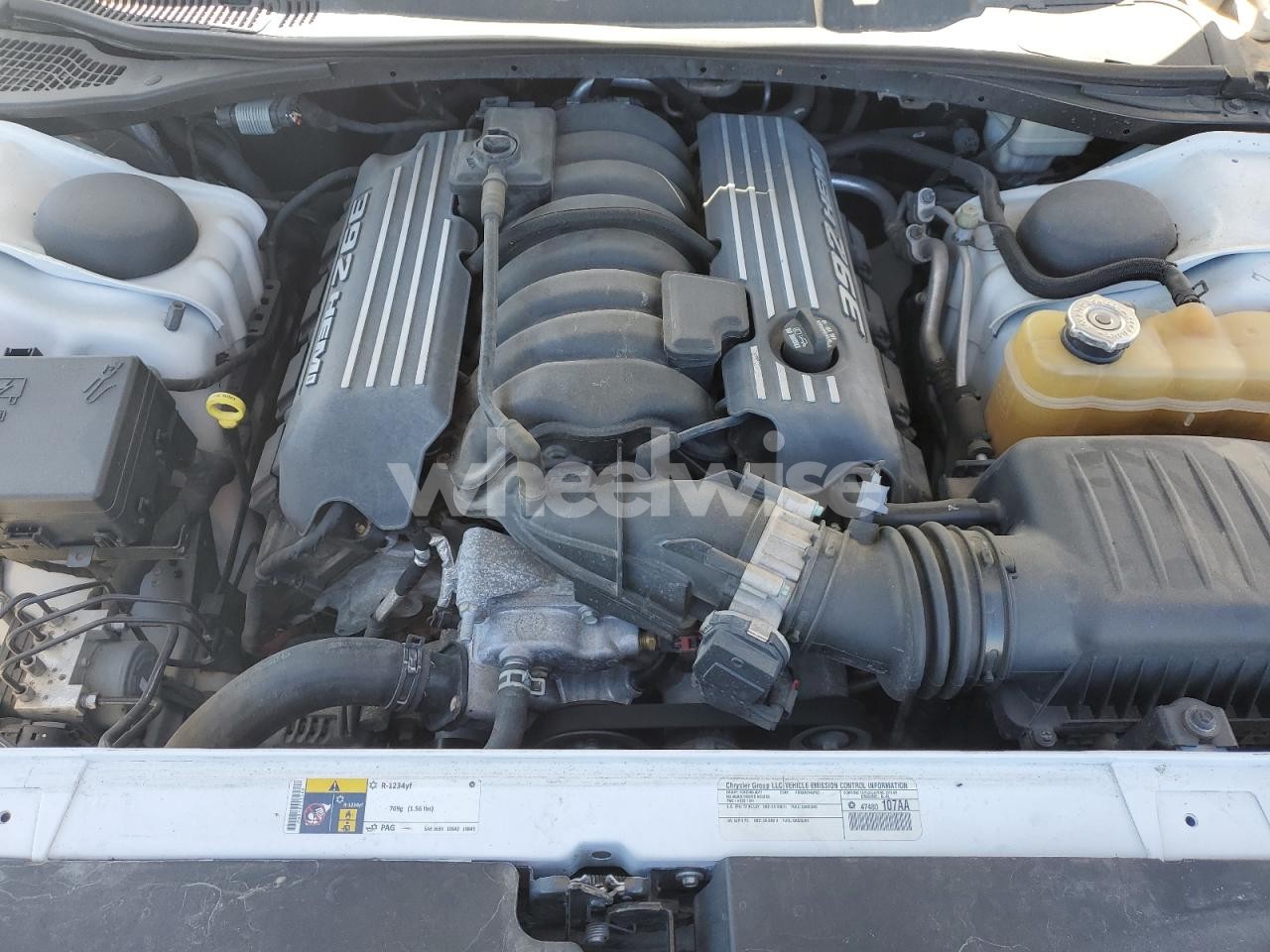 Photo 11 of 2015 DODGE CHALLENGER SRT 392 (VIN 2C3CDZDJ0FH500323)