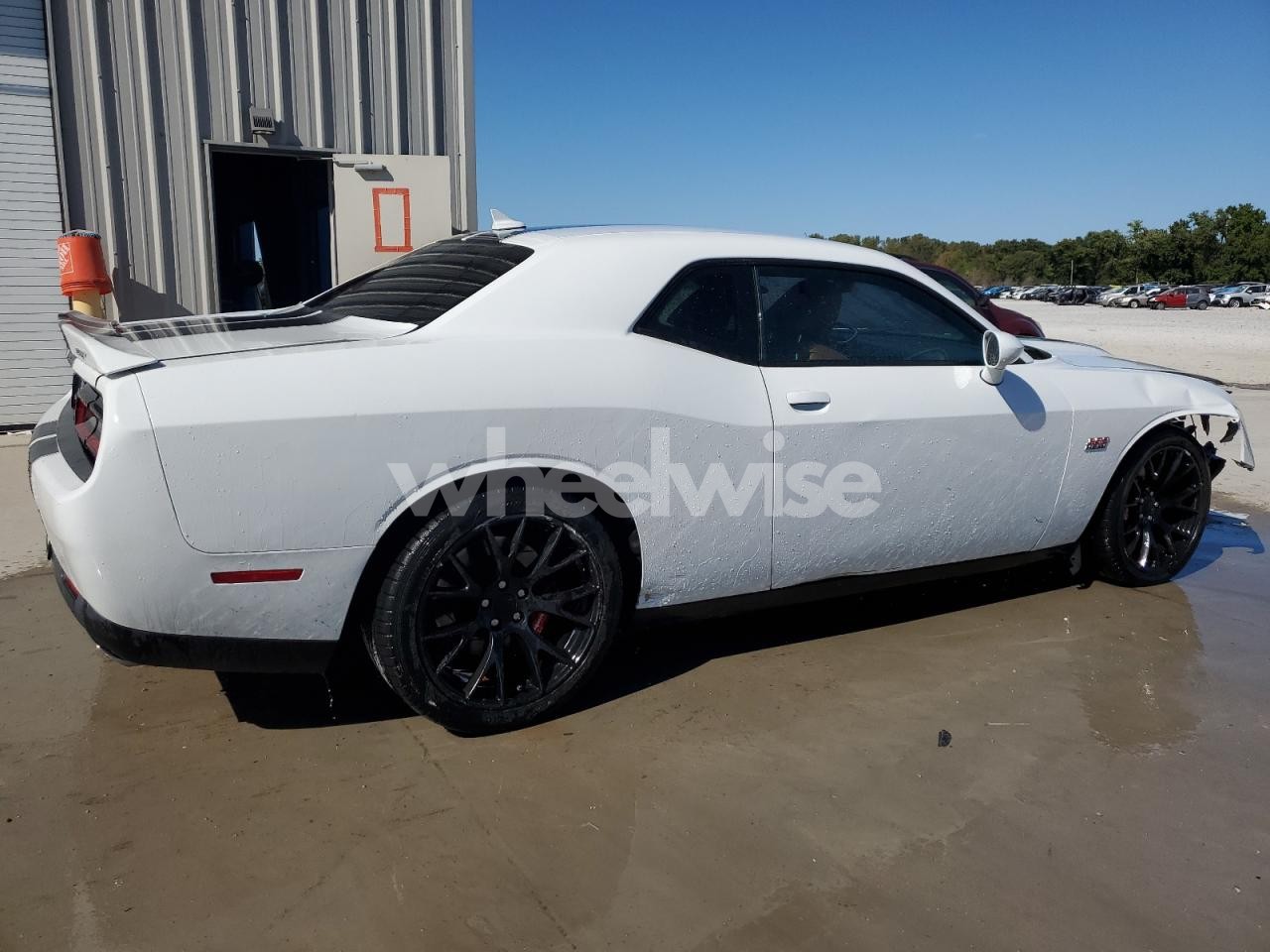 Photo 3 of 2015 DODGE CHALLENGER SRT 392 (VIN 2C3CDZDJ0FH500323)