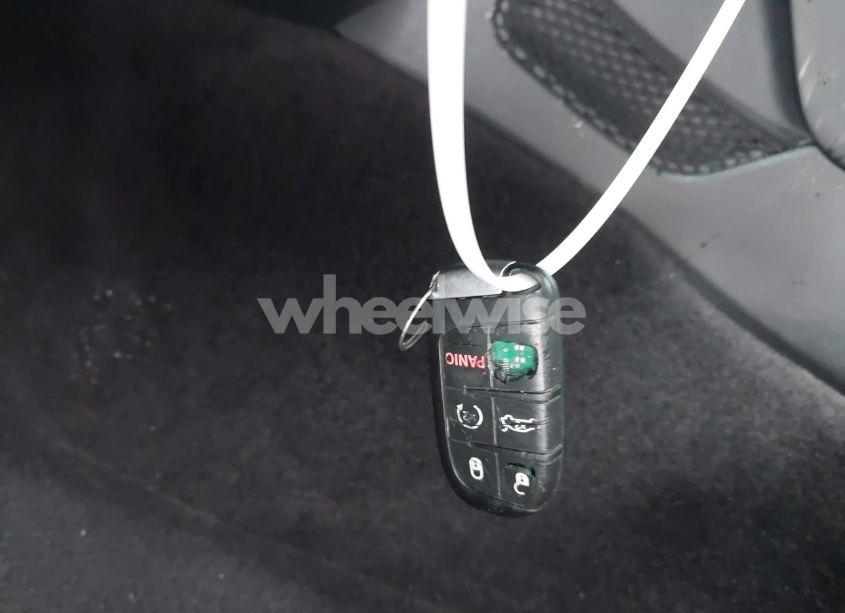 Photo 11 of 2016 Dodge Challenger SRT 392 (VIN 2C3CDZDJ1GH125463)