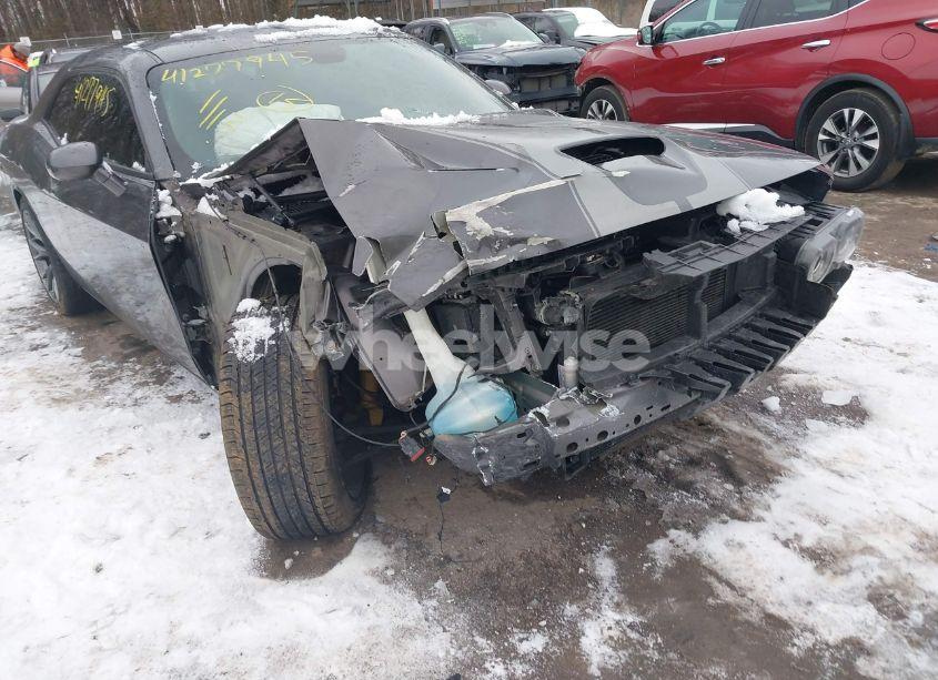 Photo 6 of 2016 Dodge Challenger SRT 392 (VIN 2C3CDZDJ1GH125463)