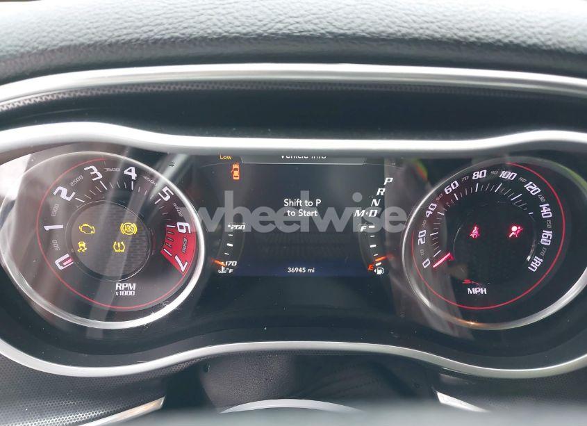 Photo 7 of 2016 Dodge Challenger SRT 392 (VIN 2C3CDZDJ1GH125463)