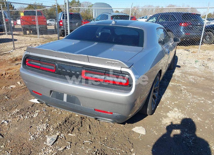 Photo 4 of 2016 Dodge Challenger SRT 392 (VIN 2C3CDZDJ5GH165903)