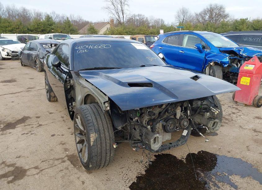 2017 Dodge Challenger R/T SCAT PACK (VIN 2C3CDZFJ0HH606030) main photo