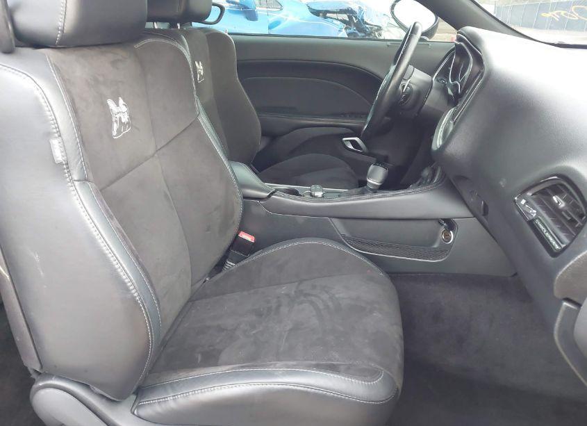 Photo 5 of 2017 Dodge Challenger R/T SCAT PACK (VIN 2C3CDZFJ0HH606030)