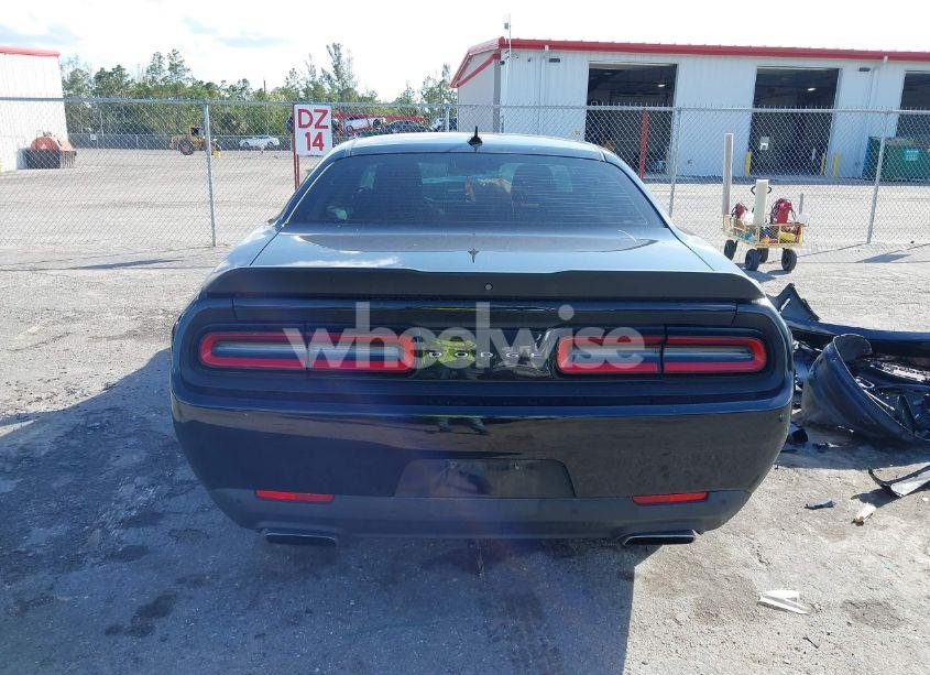 Photo 16 of 2019 Dodge Challenger R/T SCAT PACK (VIN 2C3CDZFJ0KH741192)