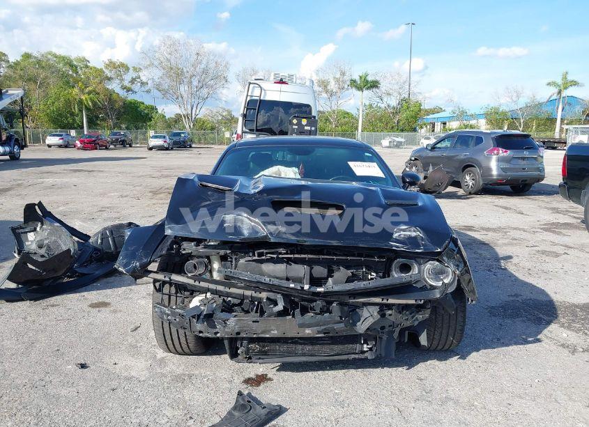 Photo 6 of 2019 Dodge Challenger R/T SCAT PACK (VIN 2C3CDZFJ0KH741192)