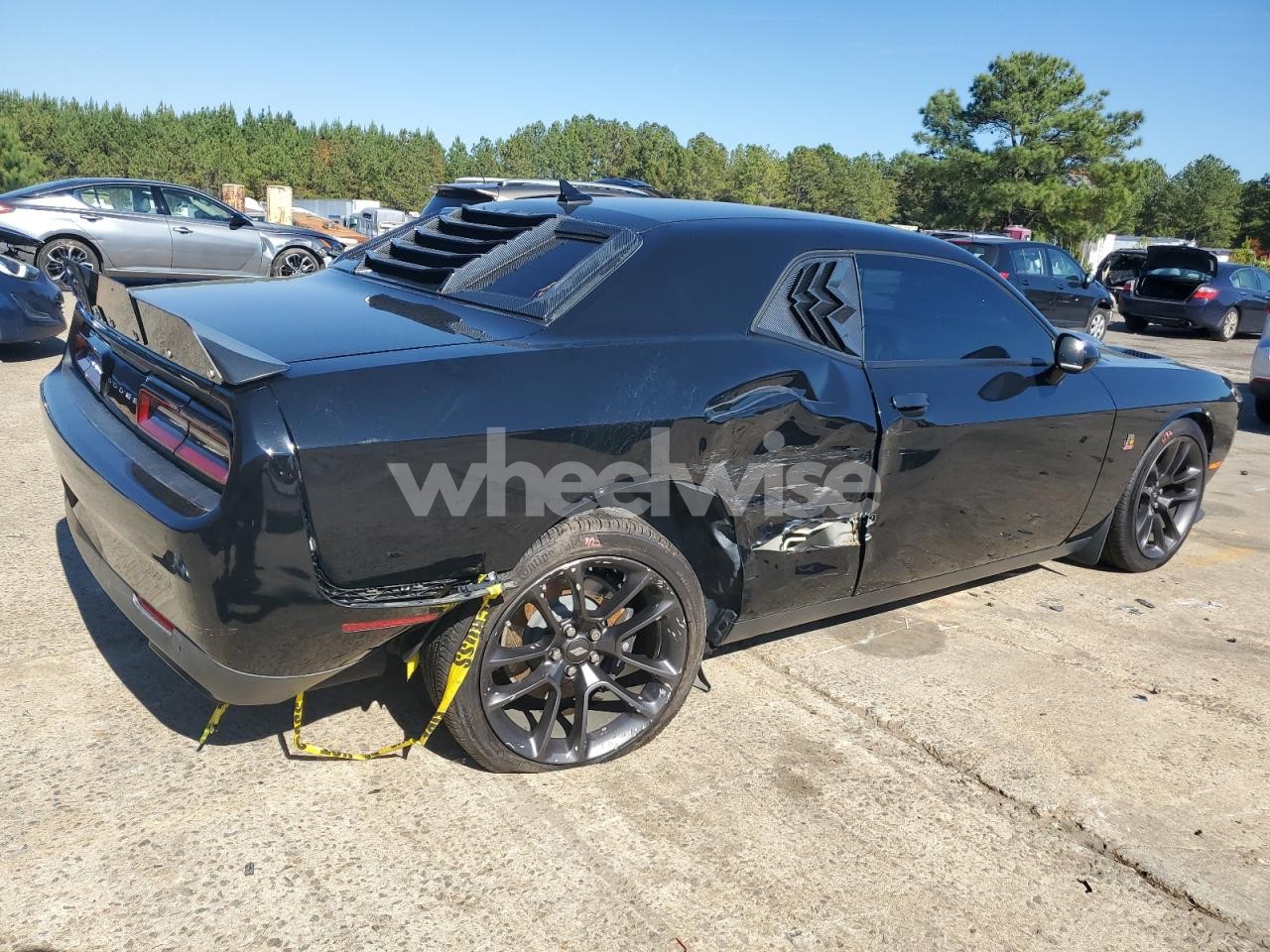 Photo 3 of 2020 DODGE CHALLENGER R/T SCAT PACK (VIN 2C3CDZFJ0LH242684)