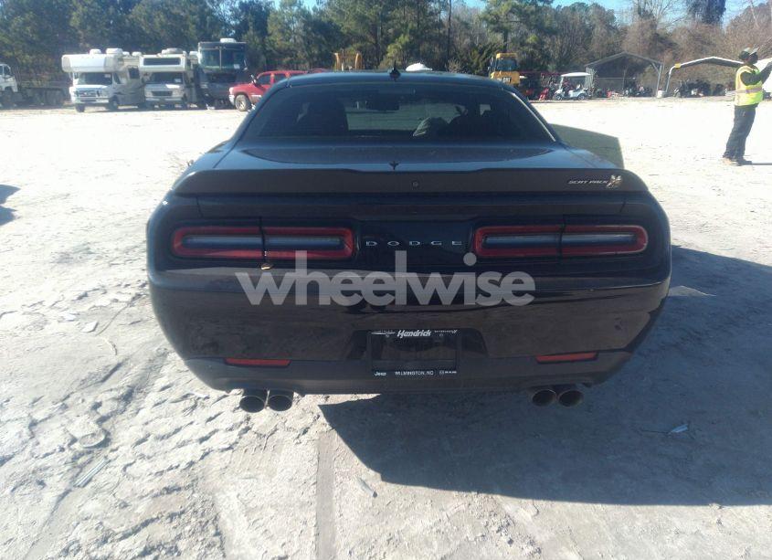 Photo 16 of 2021 Dodge Challenger R/T SCAT PACK (VIN 2C3CDZFJ0MH542744)