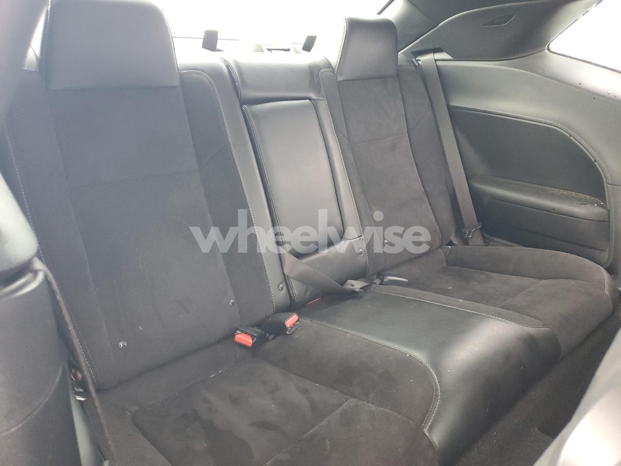 Photo 10 of 2021 DODGE CHALLENGER R/T SCAT PACK (VIN 2C3CDZFJ0MH550939)