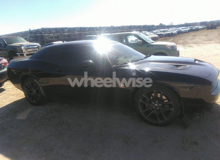 2021 Dodge Challenger R/T SCAT PACK (VIN 2C3CDZFJ0MH627860) main photo