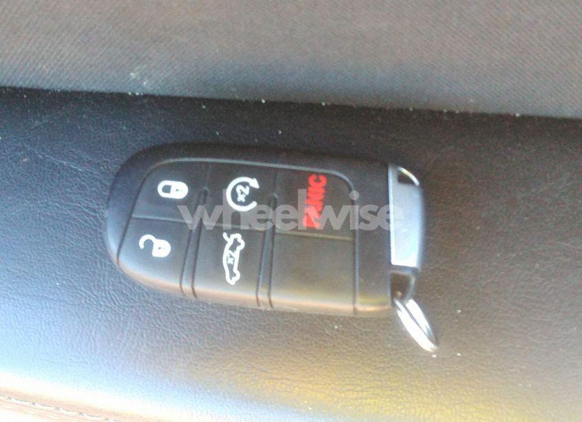 Photo 11 of 2021 Dodge Challenger R/T SCAT PACK (VIN 2C3CDZFJ0MH627860)