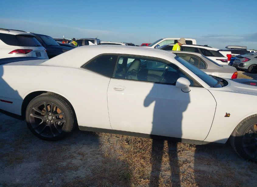 Photo 13 of 2021 Dodge Challenger R/T SCAT PACK (VIN 2C3CDZFJ0MH635666)