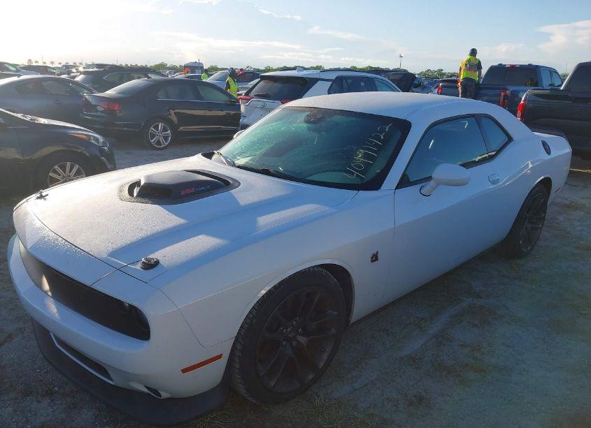 Photo 2 of 2021 Dodge Challenger R/T SCAT PACK (VIN 2C3CDZFJ0MH635666)