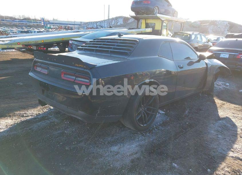 Photo 4 of 2019 Dodge Challenger R/T SCAT PACK (VIN 2C3CDZFJ1KH530020)