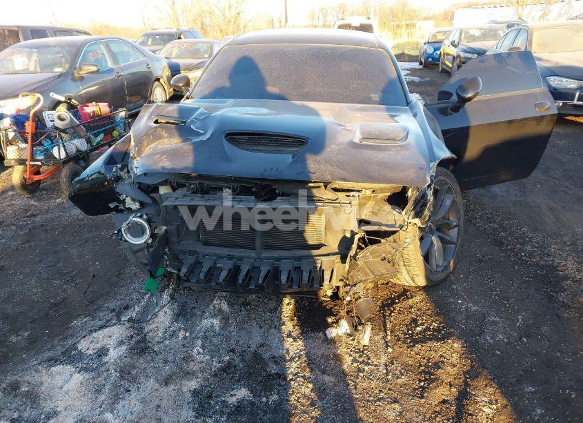 Photo 6 of 2019 Dodge Challenger R/T SCAT PACK (VIN 2C3CDZFJ1KH530020)