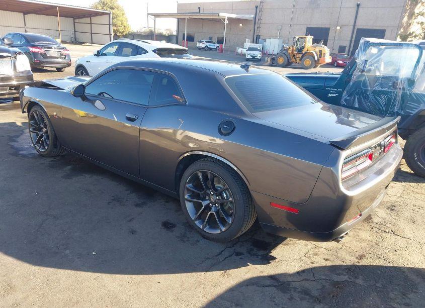 Photo 3 of 2021 Dodge Challenger R/T SCAT PACK (VIN 2C3CDZFJ1MH650886)