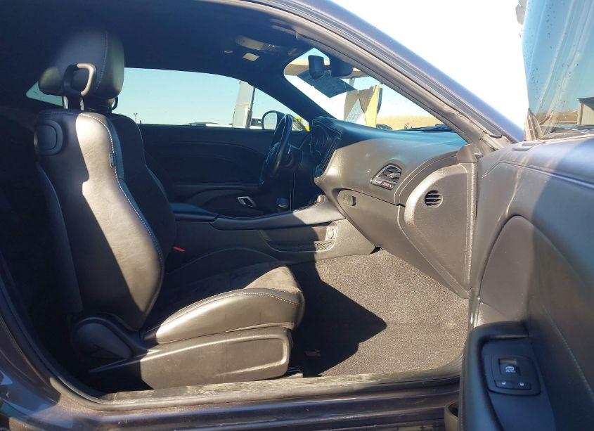Photo 5 of 2021 Dodge Challenger R/T SCAT PACK (VIN 2C3CDZFJ1MH650886)