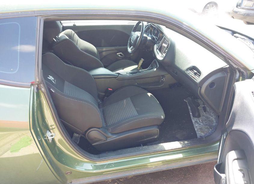 Photo 5 of 2021 Dodge Challenger R/T SCAT PACK (VIN 2C3CDZFJ1MH655411)