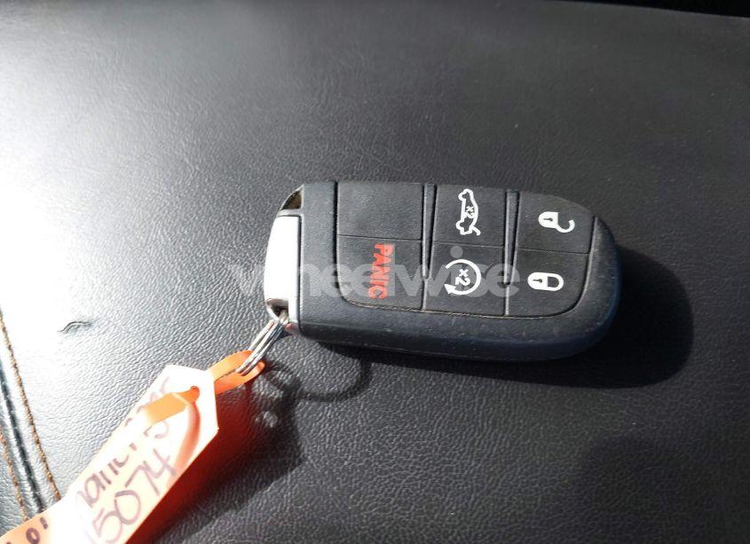 Photo 11 of 2016 Dodge Challenger 392 HEMI SCAT PACK SHAKER (VIN 2C3CDZFJ2GH315074)