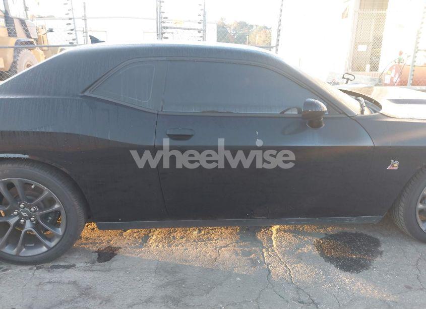 Photo 13 of 2021 Dodge Challenger R/T SCAT PACK (VIN 2C3CDZFJ2MH526979)