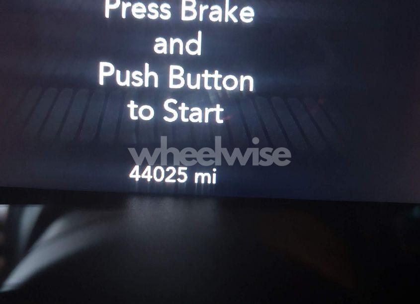 Photo 15 of 2021 Dodge Challenger R/T SCAT PACK (VIN 2C3CDZFJ2MH526979)