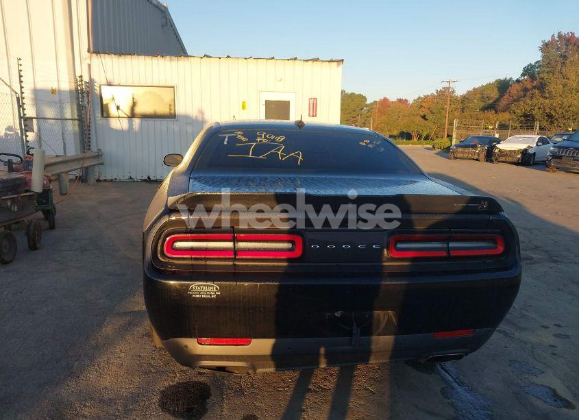 Photo 16 of 2021 Dodge Challenger R/T SCAT PACK (VIN 2C3CDZFJ2MH526979)