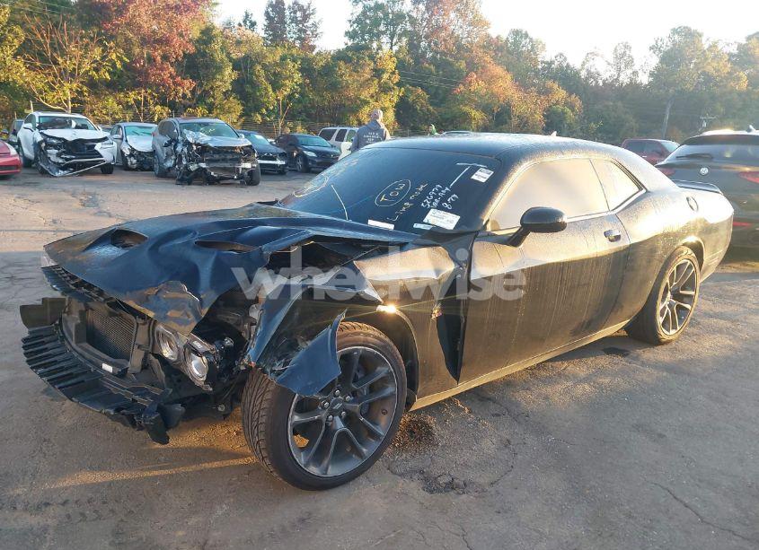 Photo 2 of 2021 Dodge Challenger R/T SCAT PACK (VIN 2C3CDZFJ2MH526979)