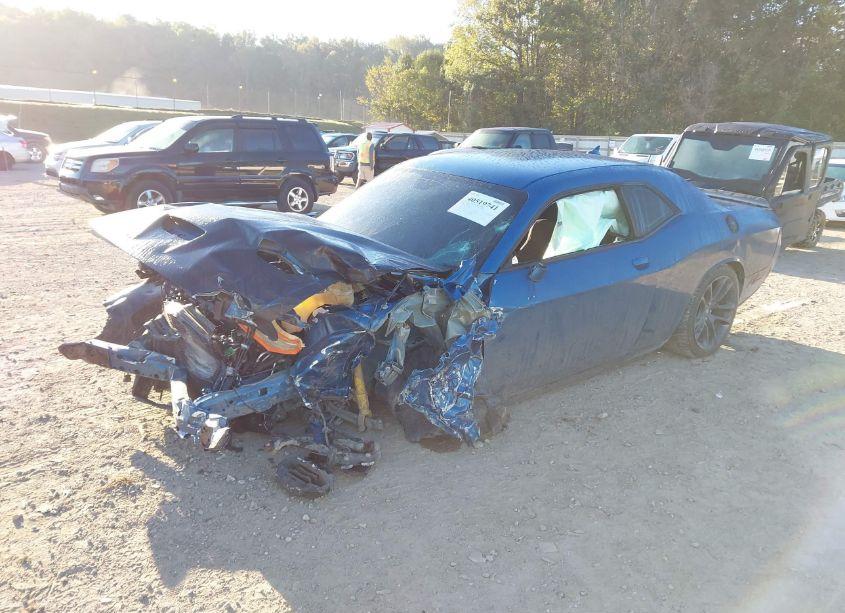 Photo 2 of 2022 Dodge Challenger R/T SCAT PACK (VIN 2C3CDZFJ2NH131962)