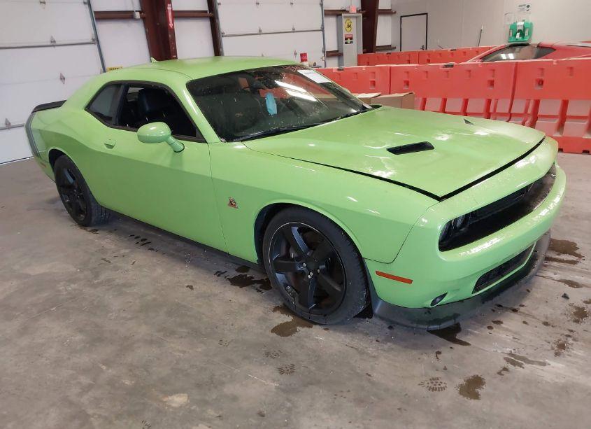 2015 Dodge Challenger R/T SCAT PACK (VIN 2C3CDZFJ3FH744092) main photo