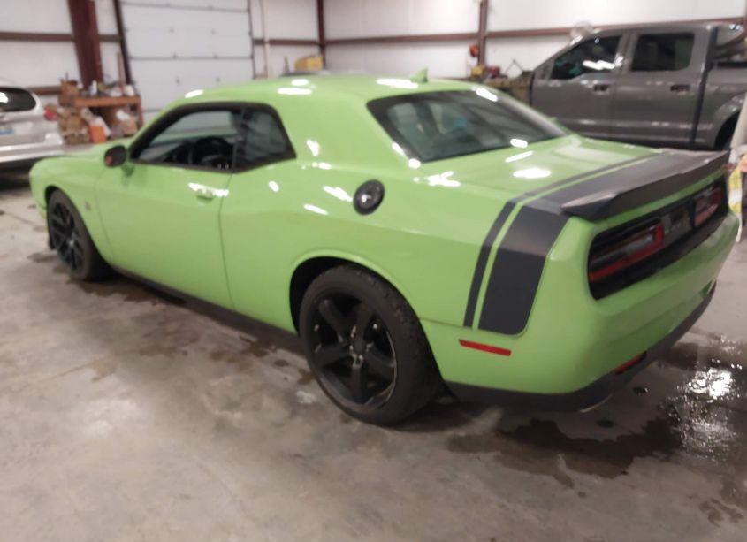 Photo 3 of 2015 Dodge Challenger R/T SCAT PACK (VIN 2C3CDZFJ3FH744092)