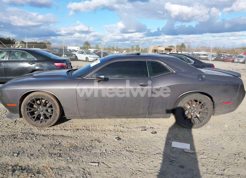 Photo 14 of 2016 Dodge Challenger R/T SCAT PACK (VIN 2C3CDZFJ3GH322096)