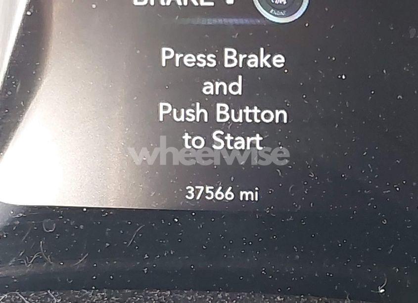 Photo 15 of 2016 Dodge Challenger R/T SCAT PACK (VIN 2C3CDZFJ3GH322096)