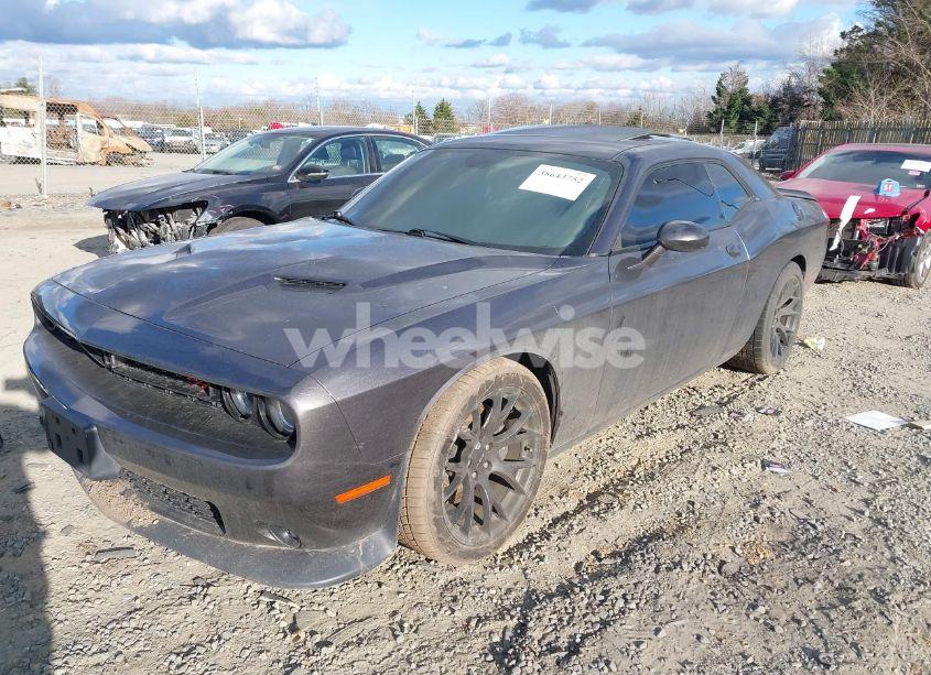 Photo 2 of 2016 Dodge Challenger R/T SCAT PACK (VIN 2C3CDZFJ3GH322096)