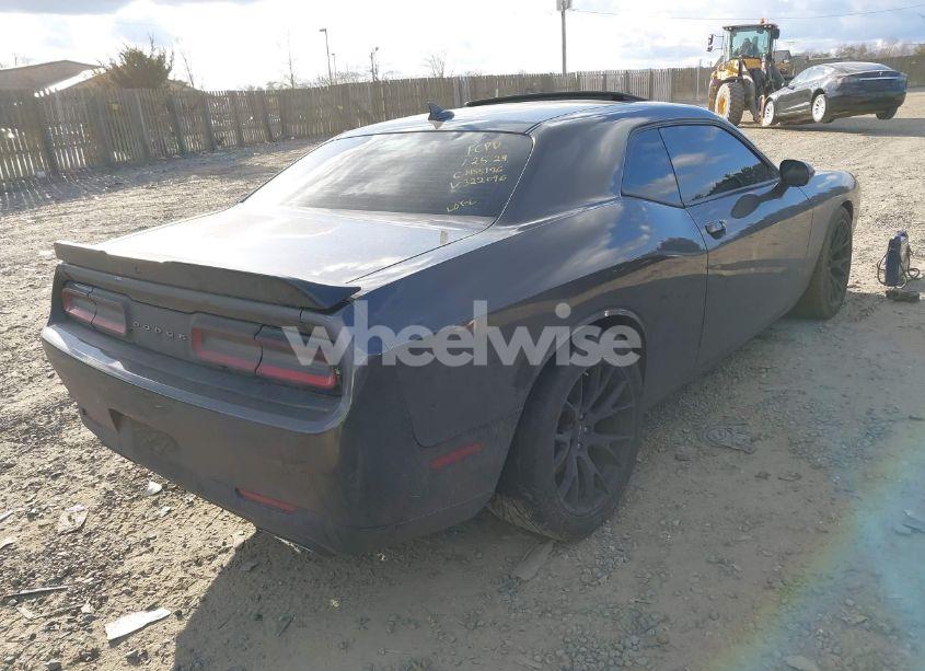 Photo 4 of 2016 Dodge Challenger R/T SCAT PACK (VIN 2C3CDZFJ3GH322096)