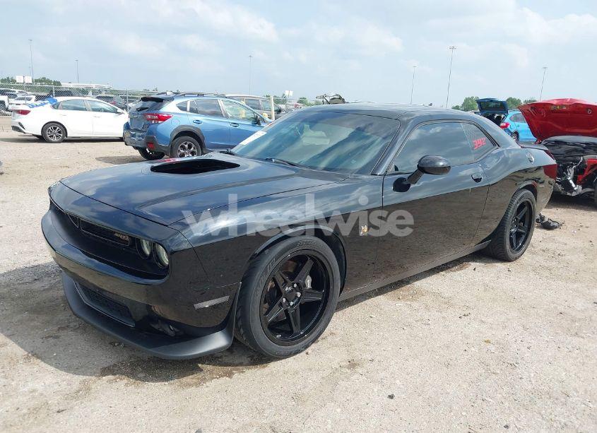 Photo 2 of 2016 Dodge Challenger 392 HEMI SCAT PACK SHAKER (VIN 2C3CDZFJ3GH334930)