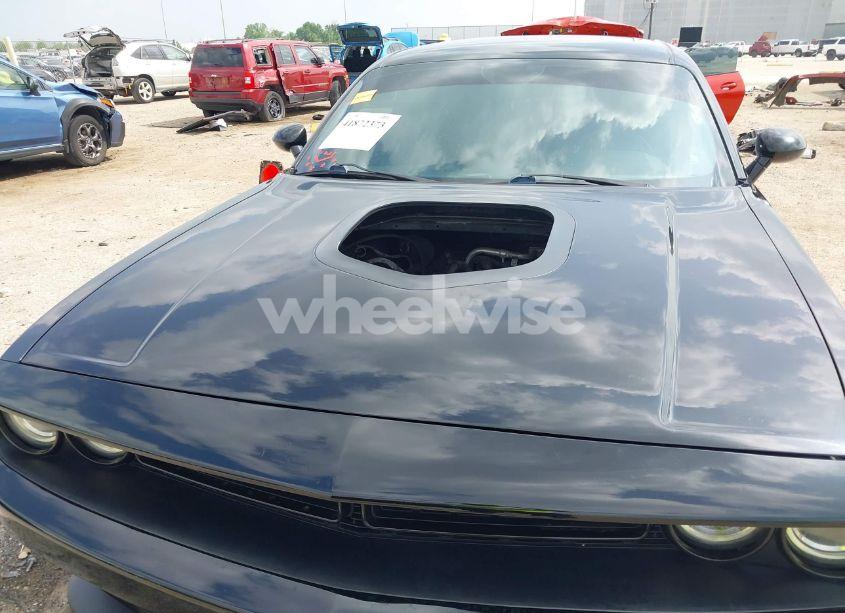 Photo 6 of 2016 Dodge Challenger 392 HEMI SCAT PACK SHAKER (VIN 2C3CDZFJ3GH334930)