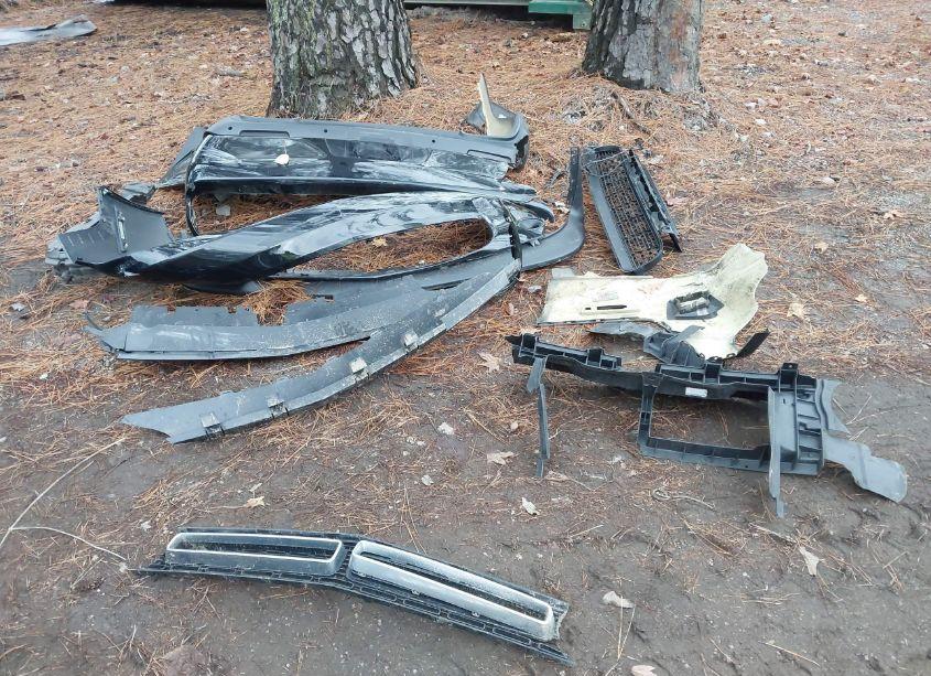 Photo 12 of 2018 Dodge Challenger R/T SCAT PACK (VIN 2C3CDZFJ3JH311610)